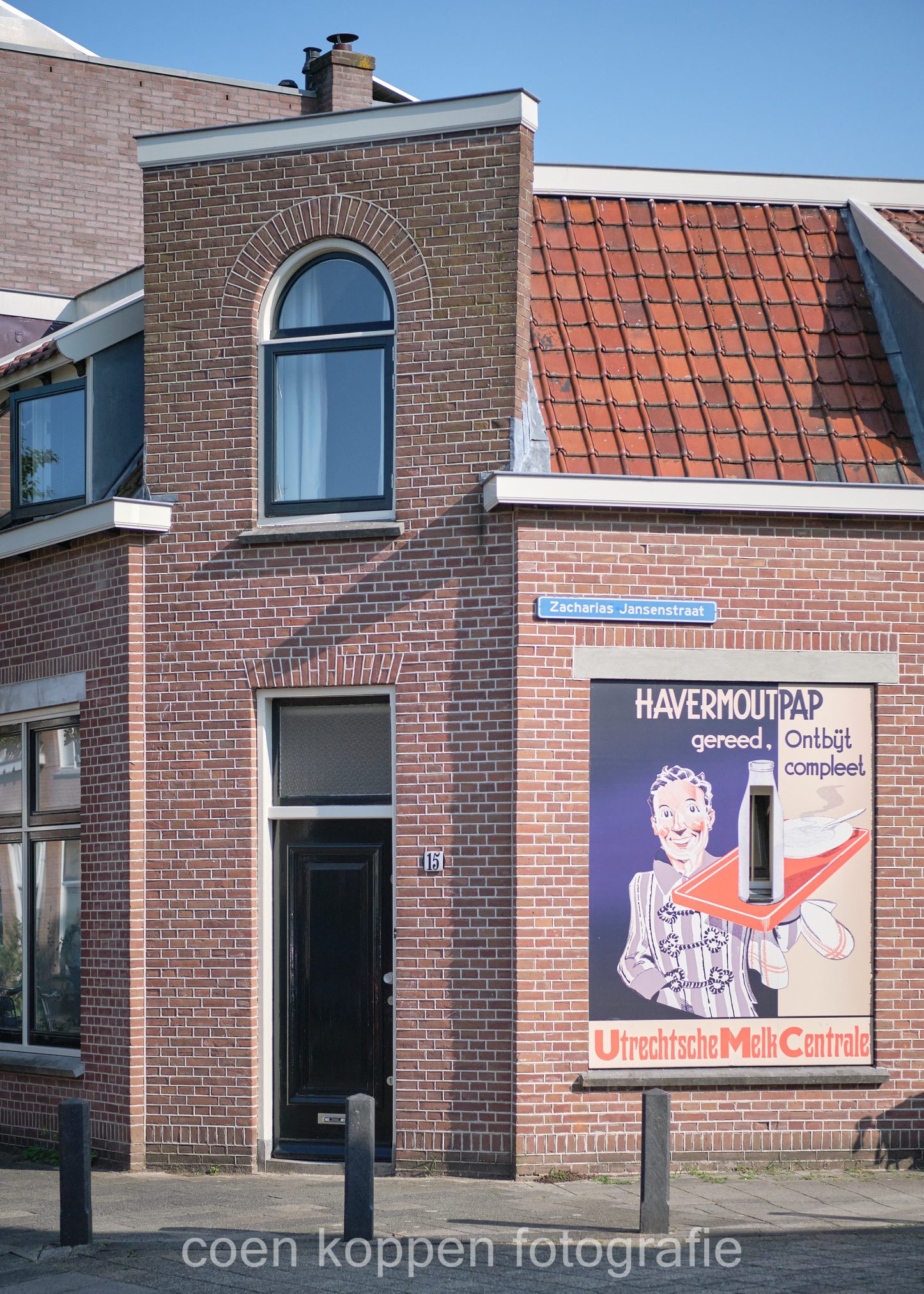Reclame voor Utrechtsche Melk Centrale UMC onderdeel van gedenkboek De Tuinwijk 100 - Coen Koppen Fotografie